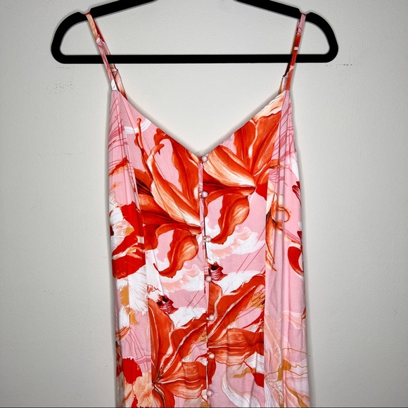 High-Low Tropical Sundress - Picture 2 of 10